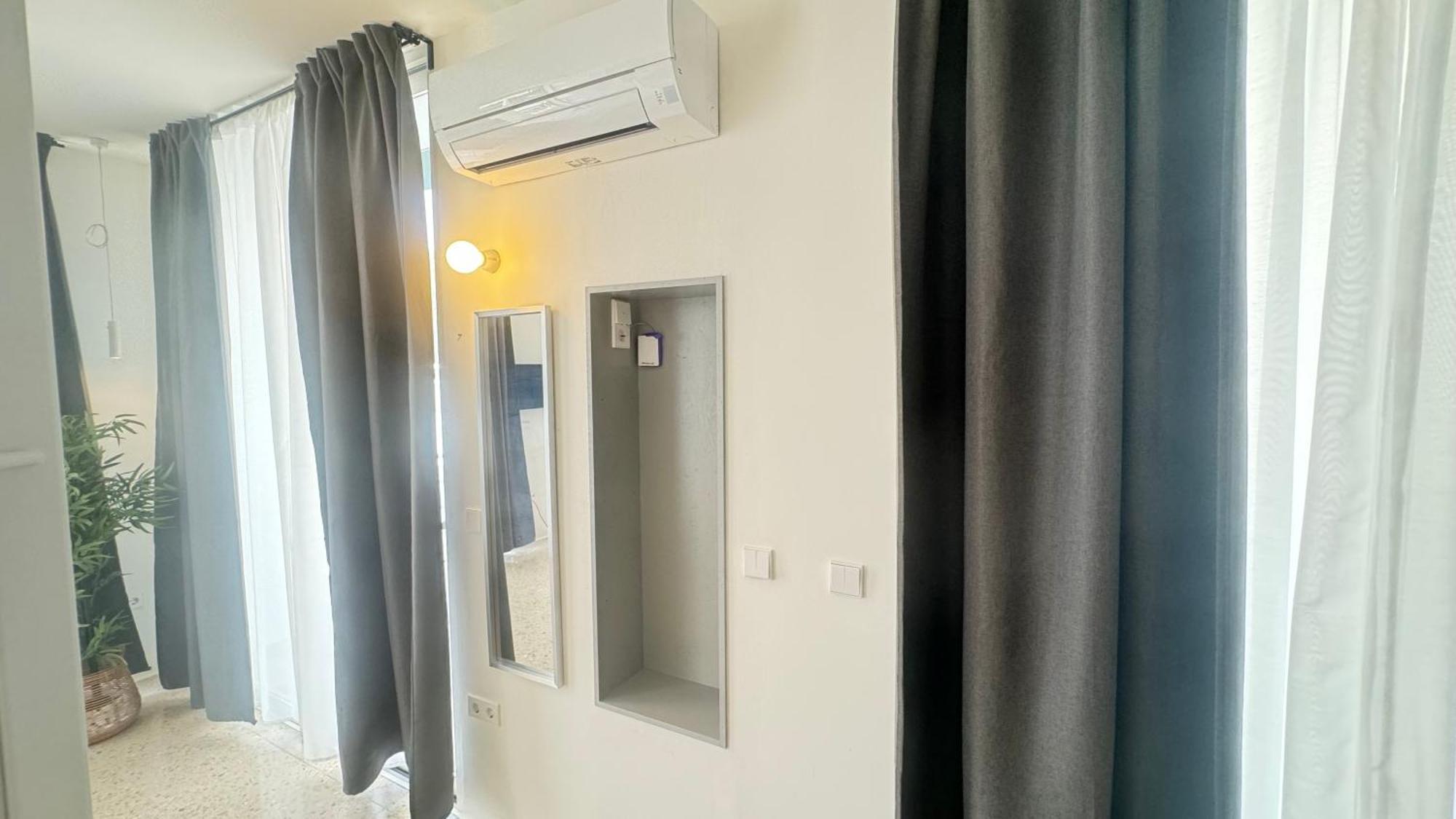 Estudio Con Piscina Аліканте Екстер'єр фото